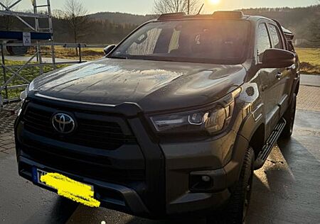 Toyota Hilux 2,4 L absolutes Liebhaber Fahrzeug