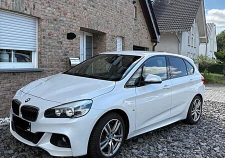 BMW 2er 220d Active Tourer xDrive M Sport