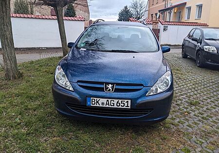 Peugeot 307 1.6 16V 110 -