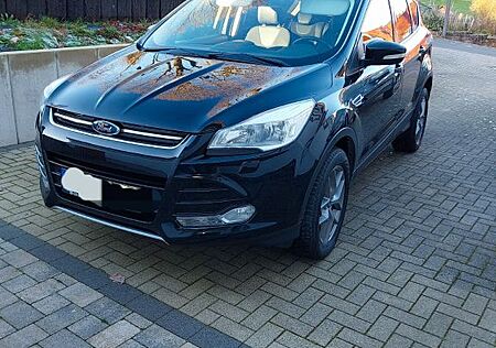 Ford Kuga 1,6 EcoBoost 2x4 110kW Titanium Titanium