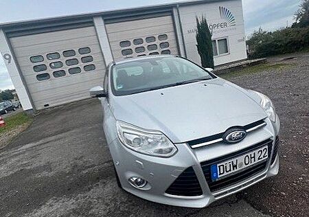 Ford Focus Turnier Titanium