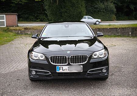 BMW 530d xDrive Touring *Luxury *Top Zustand*voll**