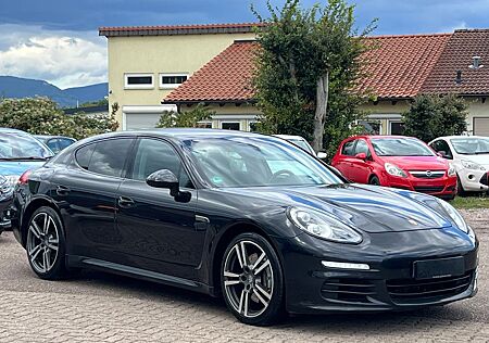 Porsche Panamera FACELIFT *KLIMA*NAVI*R-CAM*SHZ*BOSE