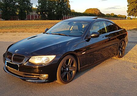 BMW 335i Coupé - Navi Prof. TÜV 2026