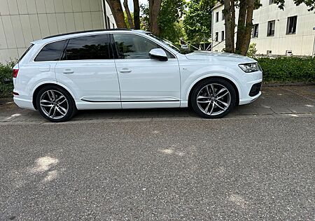 Audi Q7 3.0 TDI Quattro - EXKLUSIVE