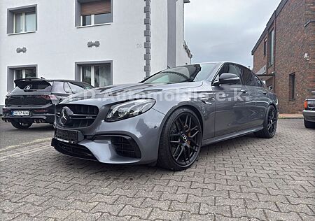 Mercedes-Benz E 63 AMG E63 S AMG 4Matic+/Pano/Tüv Neu/Insp. Neu