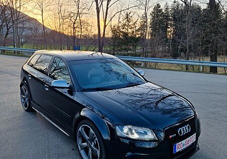 Audi RS3 *Motor neu* 2.5TFSI quattro exclusive 2. Hnd