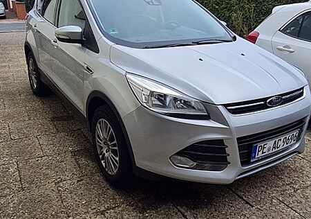 Ford Kuga 2,0 TDCi 4x4 120kW Titanium Titanium
