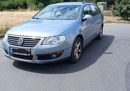 VW Passat Variant Volkswagen 1.8 TSI Individual Variant In...