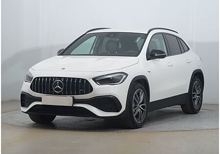 Mercedes-Benz GLA 35 AMG 4Matic MultibeamLED+Totw.+Kamera+Amb.