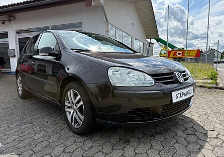 VW Golf Volkswagen V Lim. Trendline
