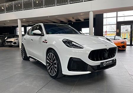 Maserati Grecale 3.0 V6 Trofeo 1 of 1 Head Up Display