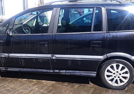 Opel Zafira 1.8 16V -