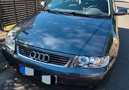 Audi A3 1.6 Ambiente Ambiente