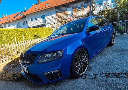 Skoda Octavia 2.0 TDI DSG RS Combi RS