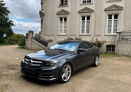 Mercedes-Benz C 180 Coupé Navi/AMG