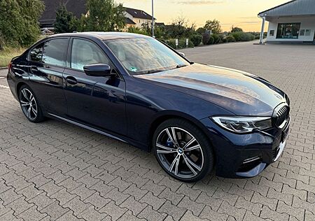 BMW 330 330eMSport Autom. 360°. H/K HUD DrivAs.Schiebed.
