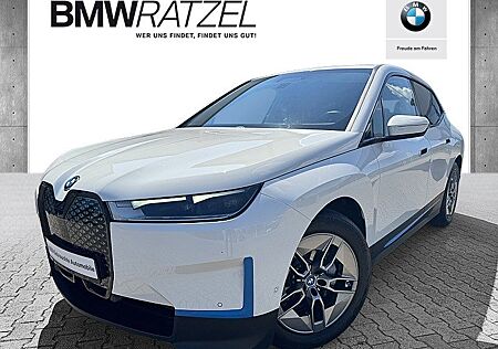 BMW iX xDrive40 DAB Komfortzg. Parkassistent AHK