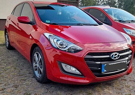 Hyundai i30 blue 1.4 -