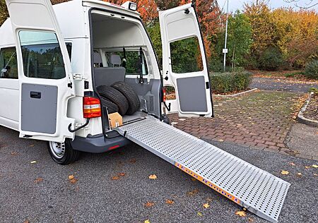 VW T5 Caravelle Volkswagen 1.9 TDI L2H2*9-Sitze*Rampe*Klima