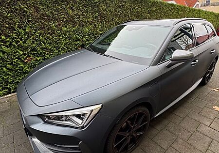 Cupra Leon 1.4 e-HYBRID 180kW DSG Sportstourer -