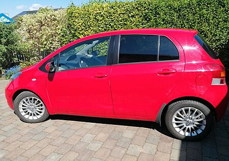 Toyota Yaris 1,33-l-Dual-VVT-i Cool Cool
