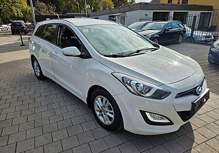 Hyundai i30 gebraucht kaufen Hyundai i30 cw Trend