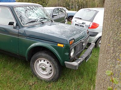 Lada Niva 1.7i Only
