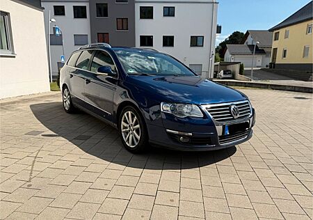 VW Passat Variant Volkswagen Highline / HU & Service frisch