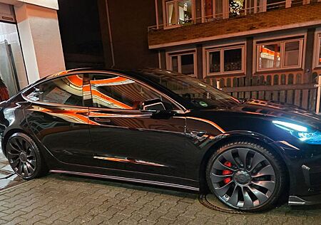 Tesla Model 3 Performance Allrad Unikat