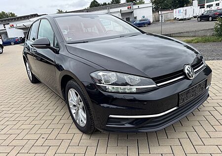 VW Golf Volkswagen 1.6 TDI Comfortline Navi Alu Eur6
