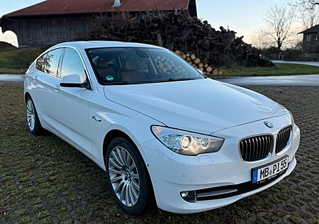 BMW 535d Gran Turismo xDrive SOFTCLOSE, PANO,HEAD UP