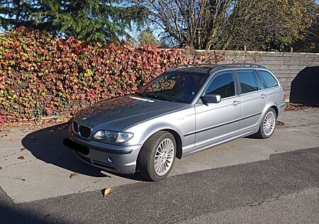 BMW 330i touring