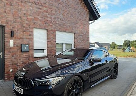 BMW M850i xDrive Coupé -