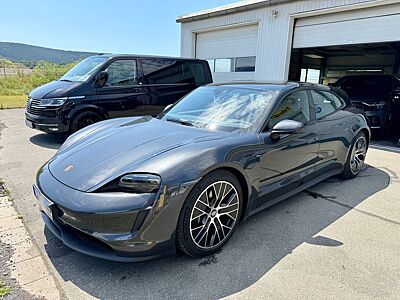 Porsche Taycan Sport Turismo  Luft Service Neu