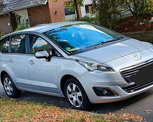 Peugeot 5008 1.6 Active 120 VTi Active