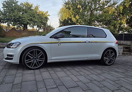 VW Golf Volkswagen VII 7 1.4 TSI BMT Comfortline Oryxweiß