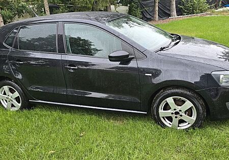 VW Polo Volkswagen 70PS 1.2 4 Zylinder, Klima, Airbag, ABS