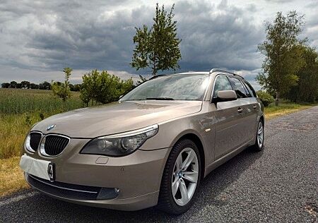 BMW 535dA Touring Sport 2.Hd,XENON,LEDER,NAV,Head up