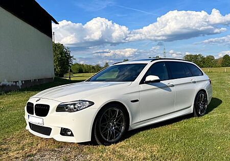 BMW 520d Touring A - M-Paket, AHK, Carplay