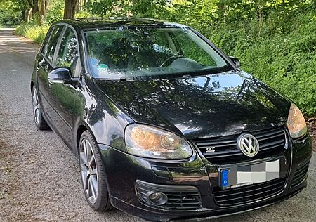 VW Golf Volkswagen 1.4 TSI 103kW