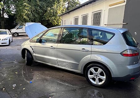 Ford S-Max 2.0 Ambiente Ambiente