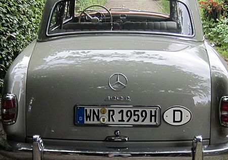 Mercedes-Benz 190 D