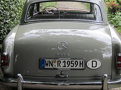 Mercedes-Benz 190 D