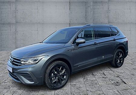 VW Tiguan Allspace Volkswagen Life 2.0 TDI 4M DSG IQ.Light*Pan