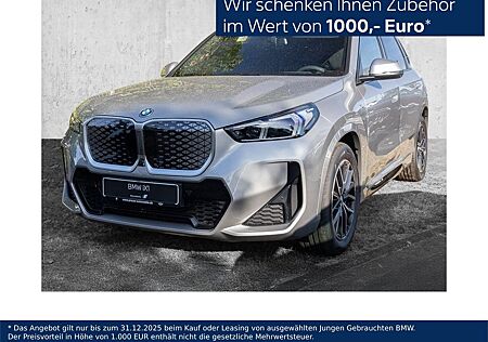 BMW iX1 eDrive20 M Sport HUD ACC RFK NAVI LED H/K