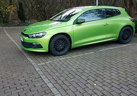 VW Scirocco Volkswagen 2.0 TSI DSG -