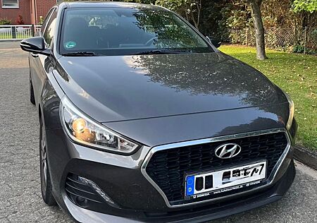 Hyundai i30 1.4 Passion Passion