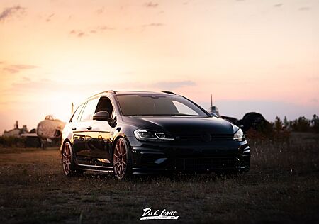 VW Golf Volkswagen 7.5 2.0 TSI OPF DSG 4MOTION R Variant R