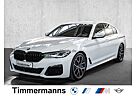 BMW M550i xDrive Glasdach HUD Komfortsitze Laser